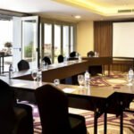 Fasilitas Meeting Hotel: Lebih dari Sekadar Ruangan dan Kursi
